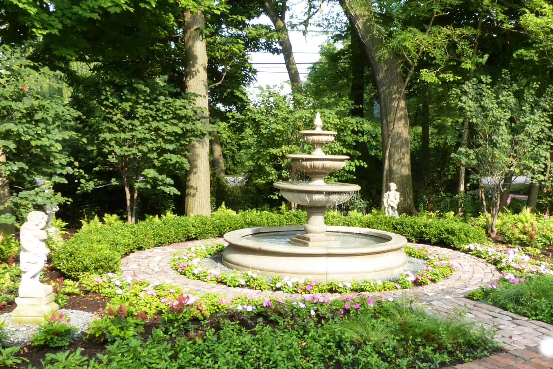 Highland Park Entry Garden & Fountain