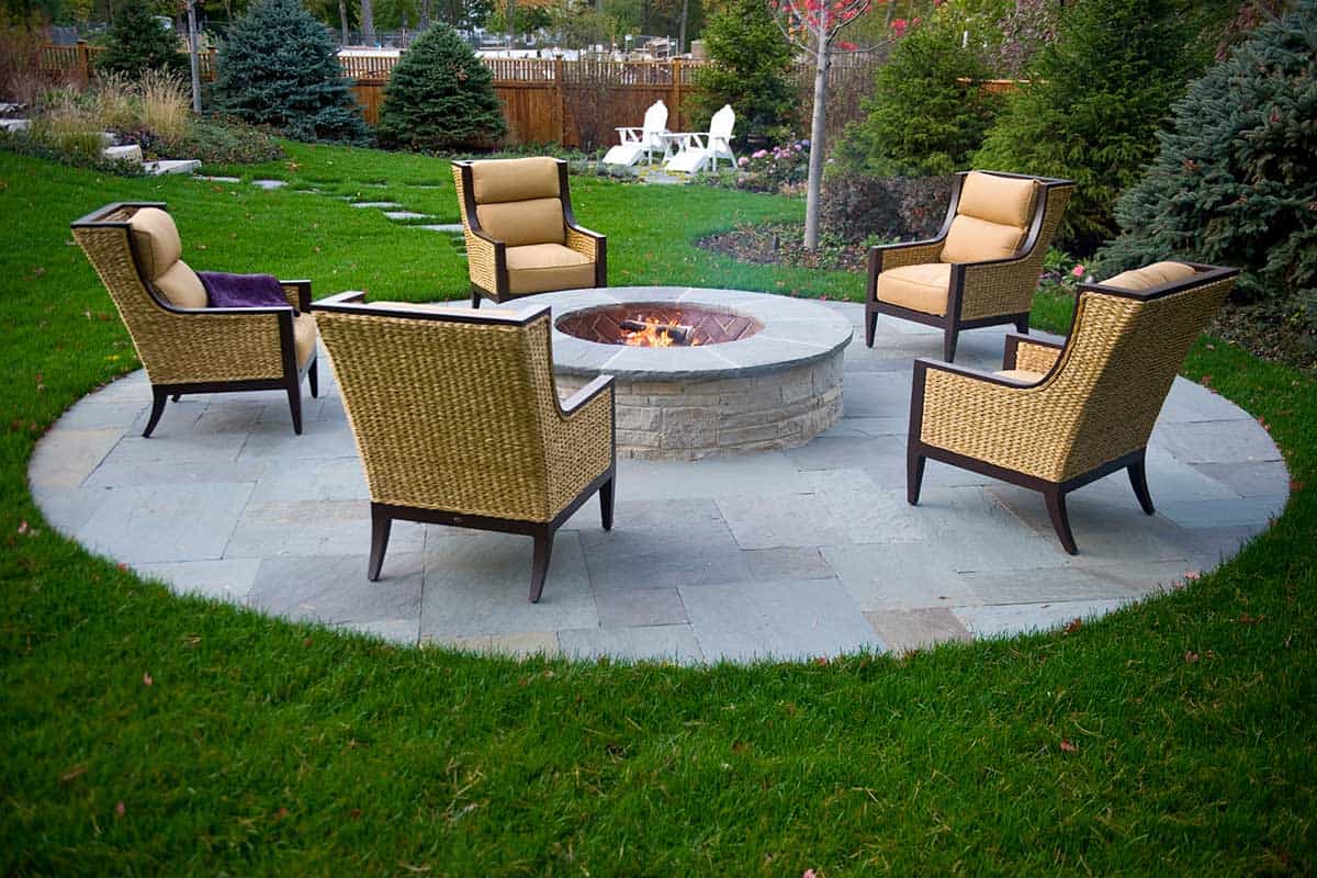 Outdoor Fire Pit in Highland Park