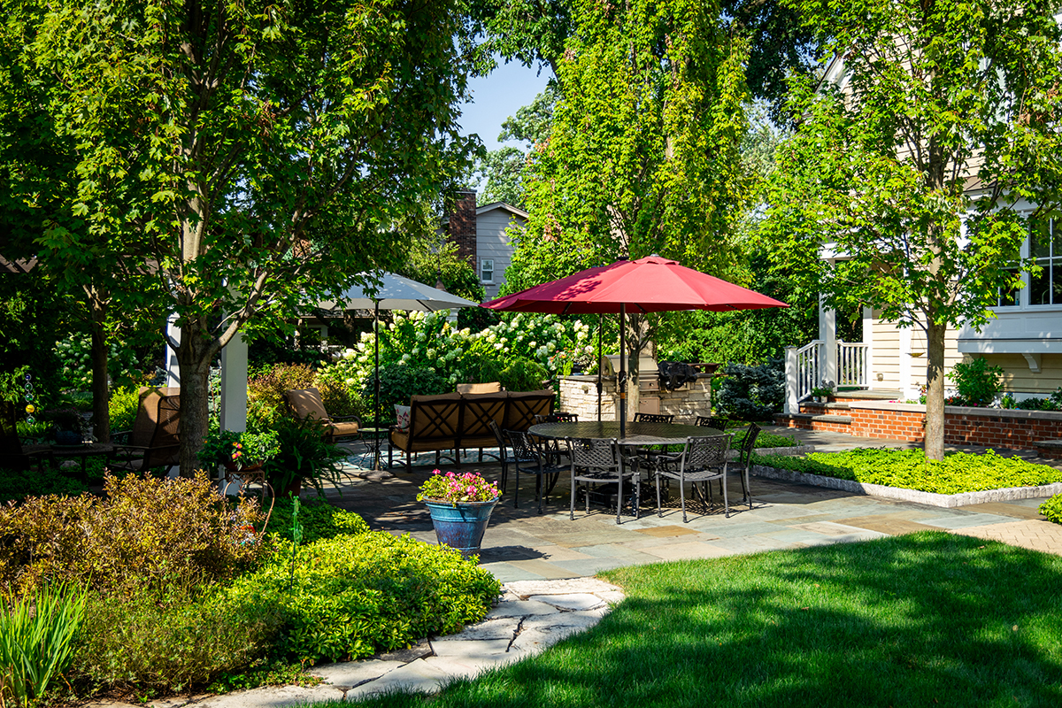 bluestone patio with flagstone walkway