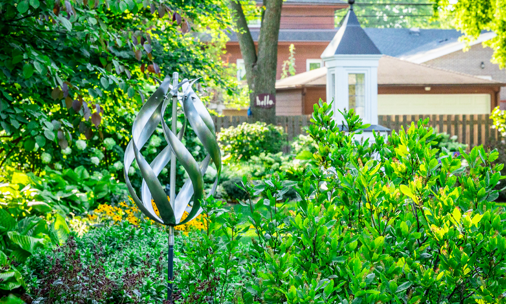 garden sculpture